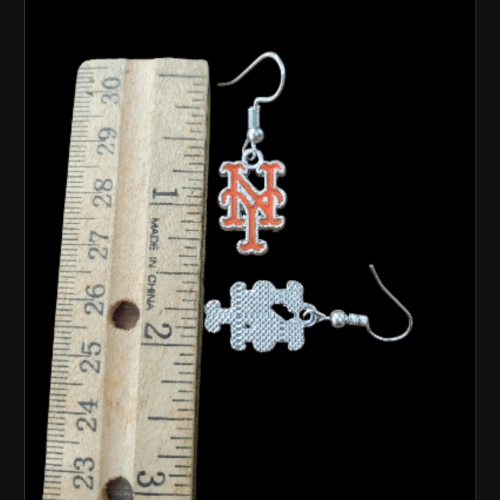 New York Mets Dangle Earrings - Picture 2 of 2